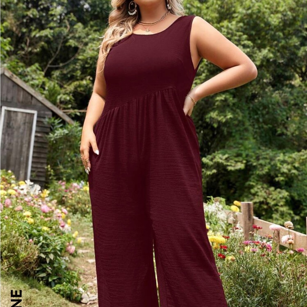 SHEIN LUNE Plus Solid Wide Leg Jumpsuit